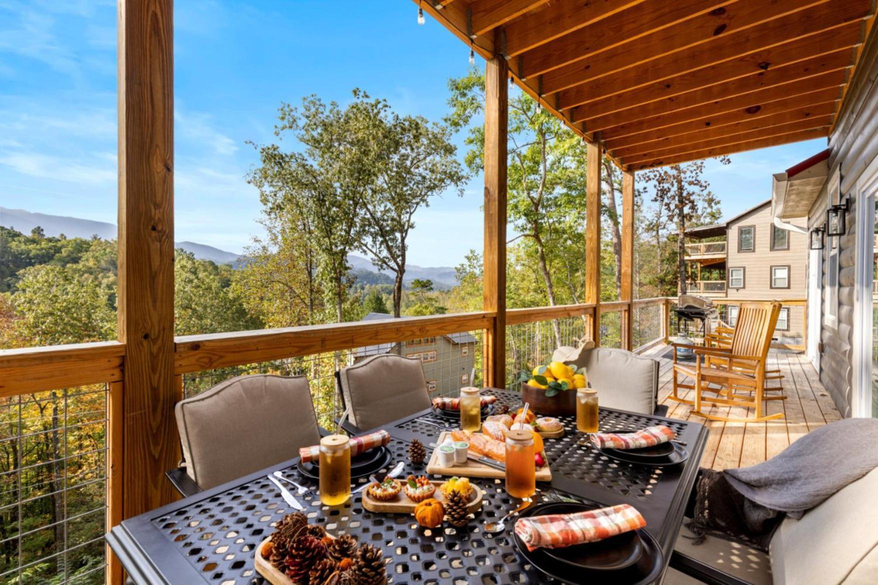 Tranquil Mountain Getaway By Ghosal Luxury Lodging Gatlinburg Eksteriør bilde