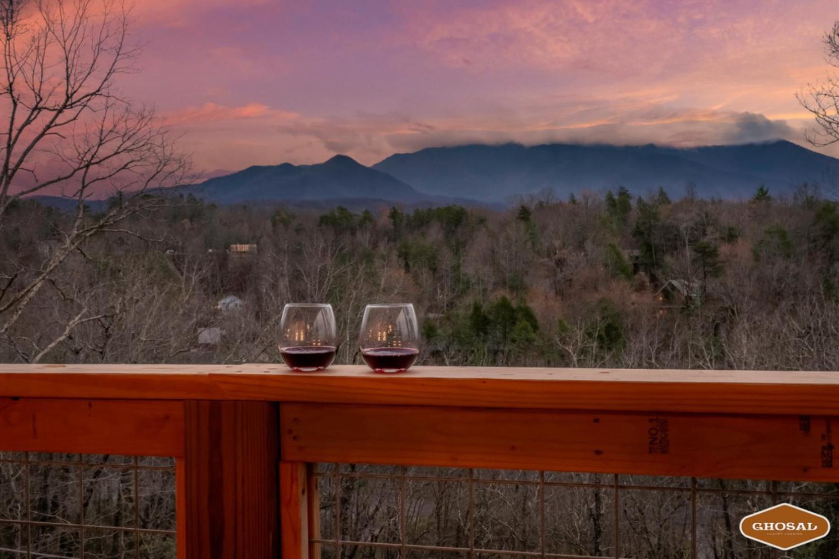 Tranquil Mountain Getaway By Ghosal Luxury Lodging Gatlinburg Eksteriør bilde