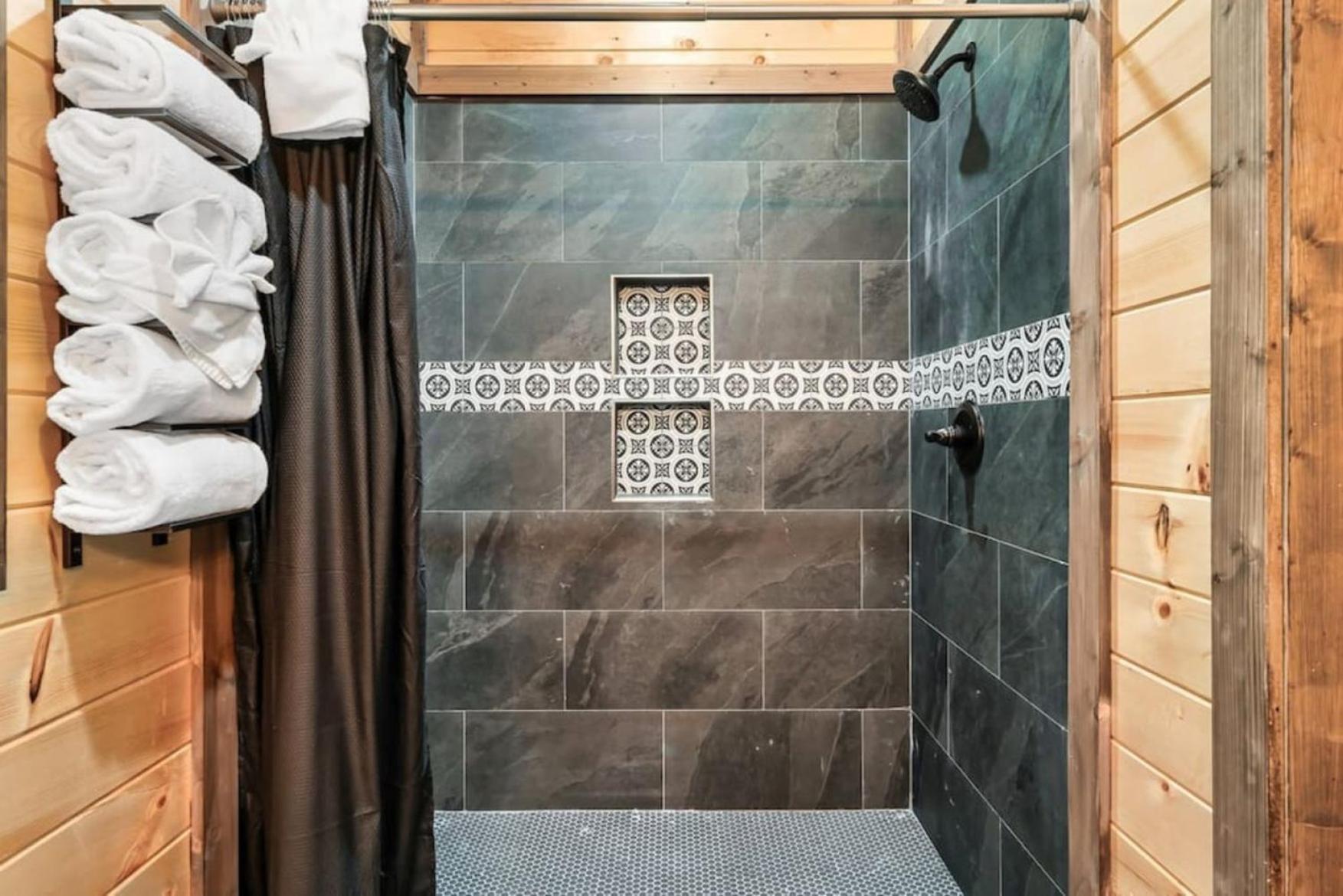 Tranquil Mountain Getaway By Ghosal Luxury Lodging Gatlinburg Eksteriør bilde