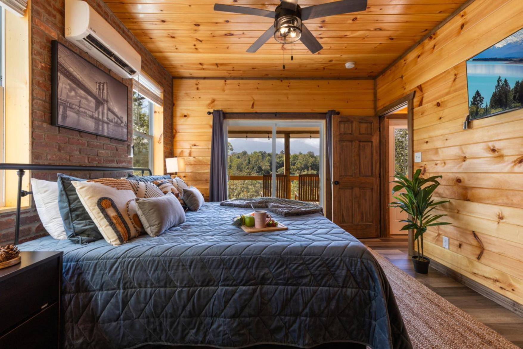 Tranquil Mountain Getaway By Ghosal Luxury Lodging Gatlinburg Eksteriør bilde